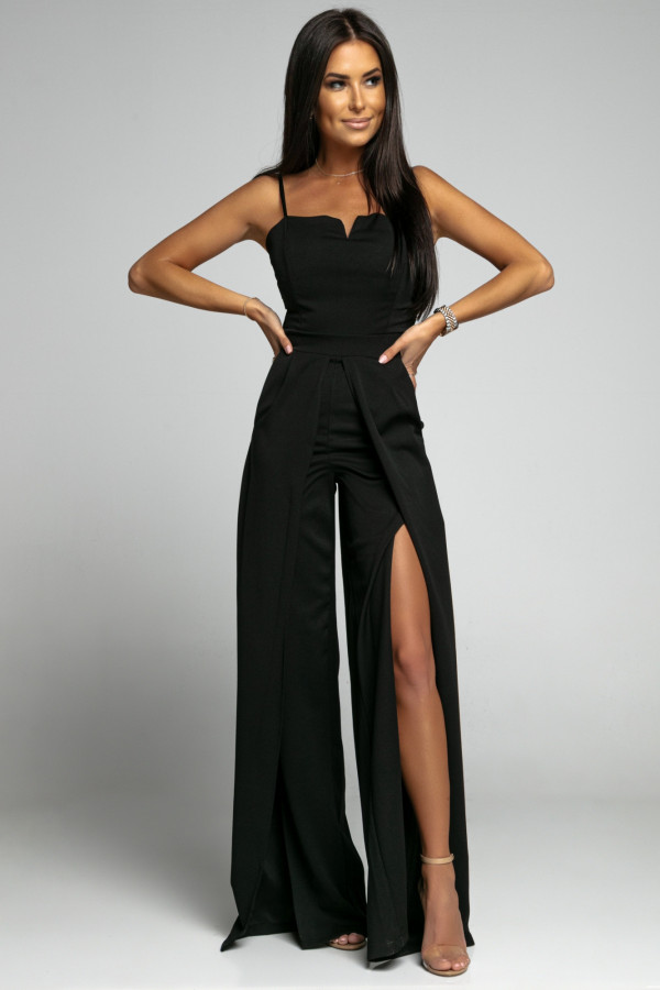 Czarny kombinezon z V na dekolcie i szerokimi nogawkami Dimi 26