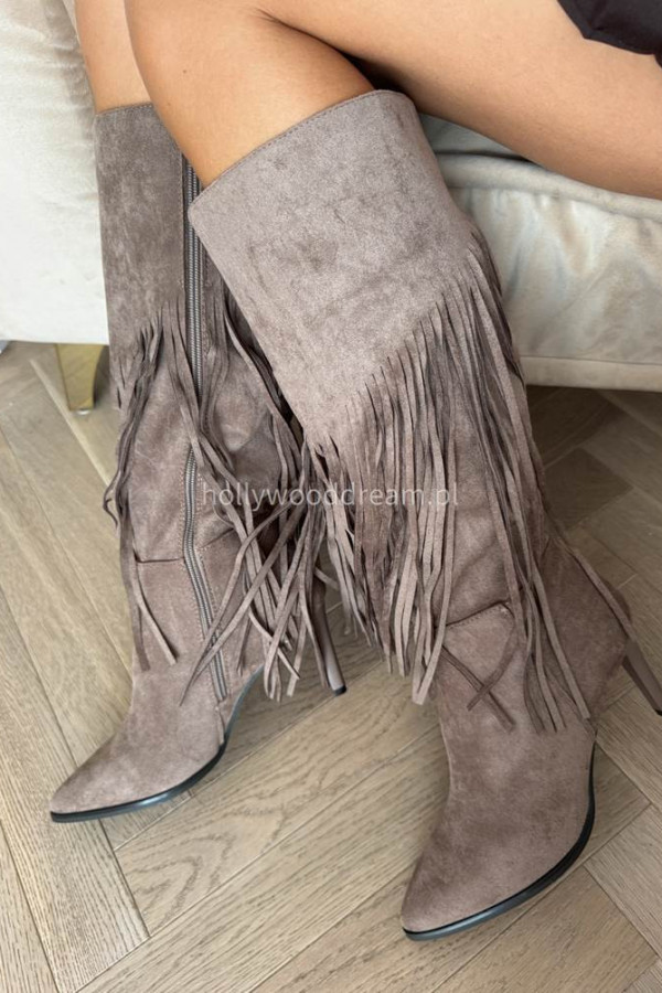 Kozaki zamszowe na obcasie z frędzlami długie beżowe HERMAN