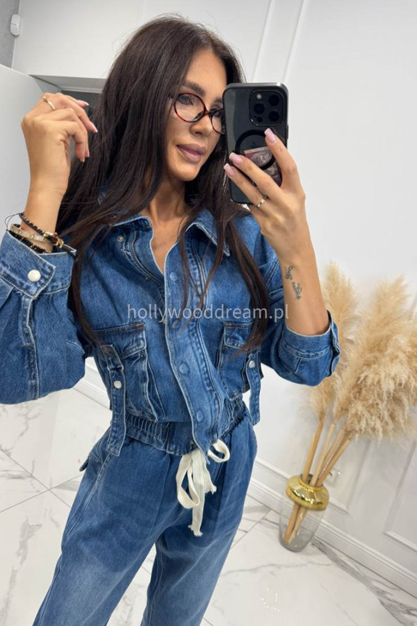 Kurtka jeans zapinana na napy i zamek niebieska Justyna 52