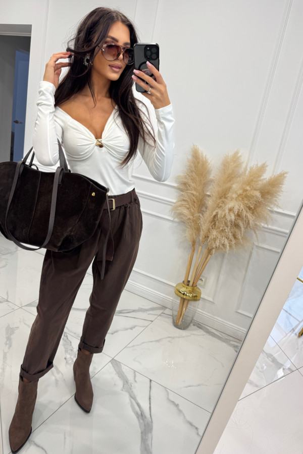 Bluzka z ozdobą na dekolcie na długi rękaw biała MARTA 30