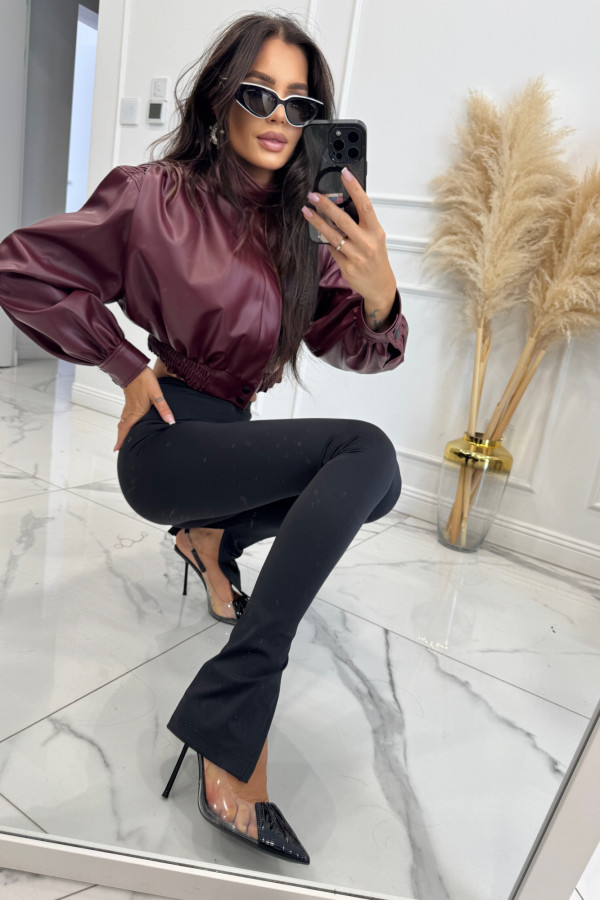 Bordowa kurtka z eko skóry z marszczeniami na ramionach Fabiola 69