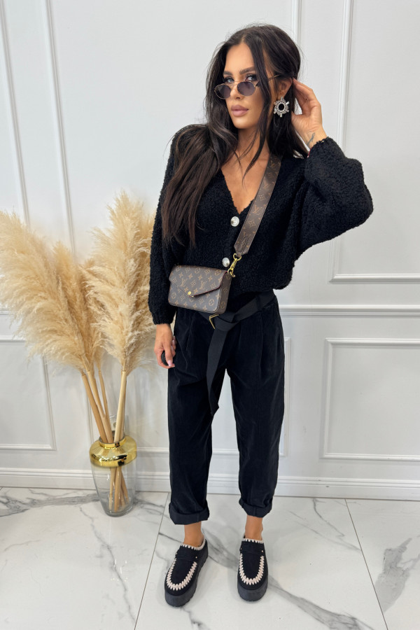 Czarny sweter bukla zapinany na guziki ERWIN 194,190