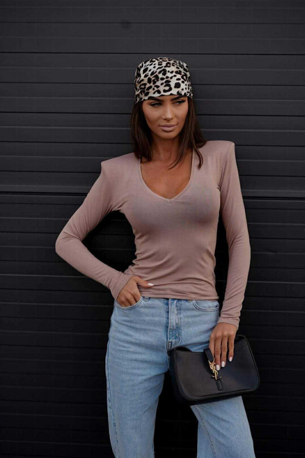 Bluzka z dekoltem V i poduszkami na ramionach brudny róż WIKTORIA 131