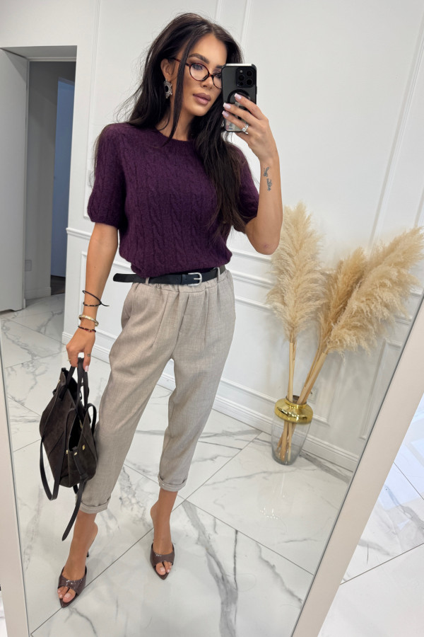 Śliwkowy sweter na krótki rękaw z warkoczowym splotem Natan 06