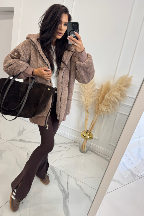 Beżowa kurtka pluszowa zapinana na zamek Wanda 129