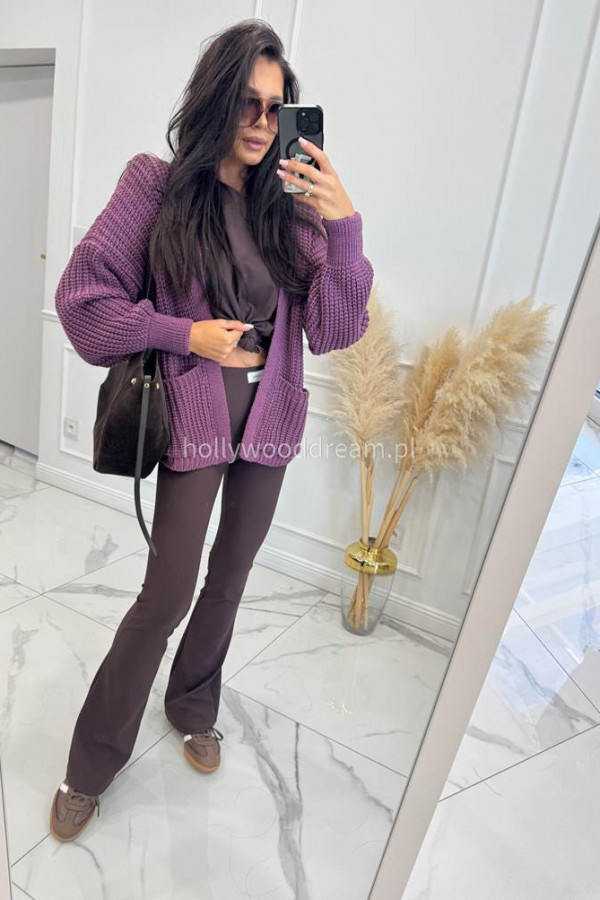 Fioletowy kardigan z dużymi kieszeniami i warkoczowym splotem LUNA 44