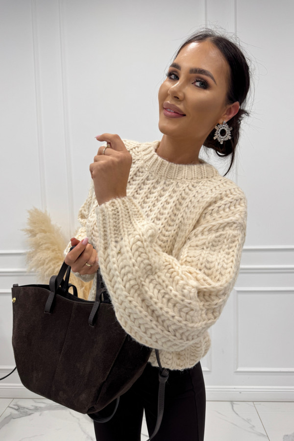 Kremowy sweter pleciony o kroju boxy Alanis 09