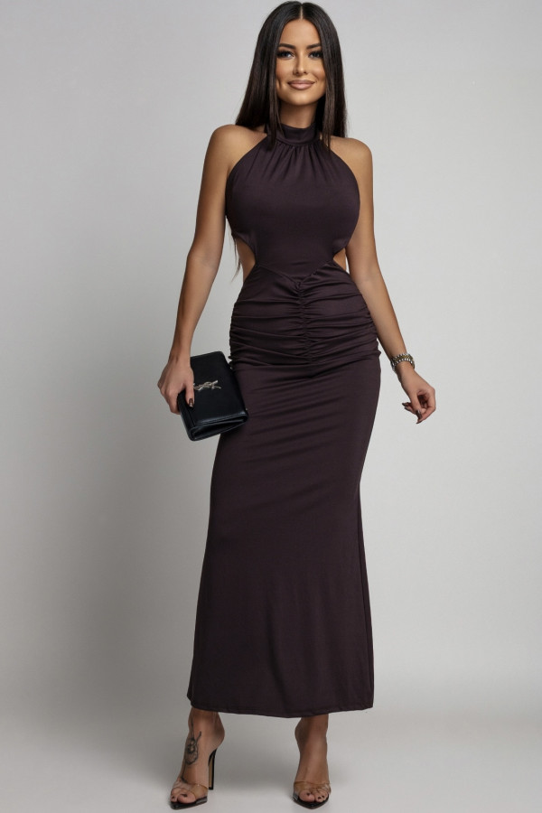 Czekoladowa sukienka maxi z dekoltem halter Ofelia 26